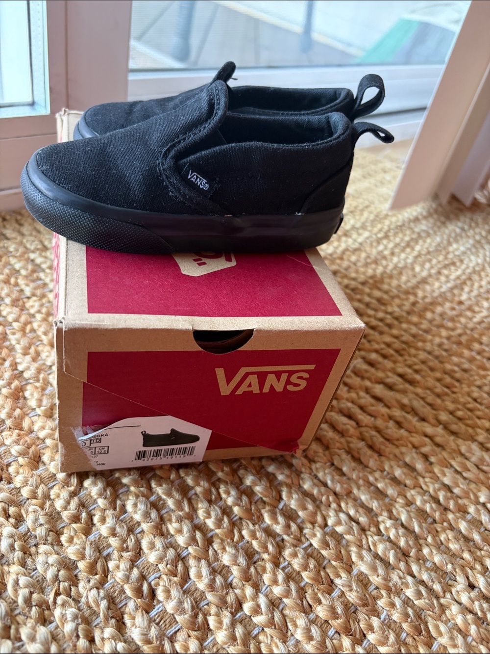 Vans Kids Slip-On Sneakers in Black